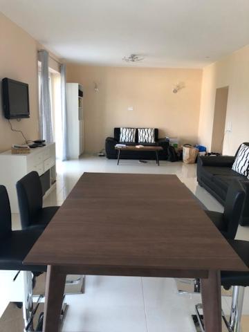 Velden View Ferienwohnung mit großer Sonnenterrasse und See- und Karawankenblick Velden am Wörthersee Exterior foto